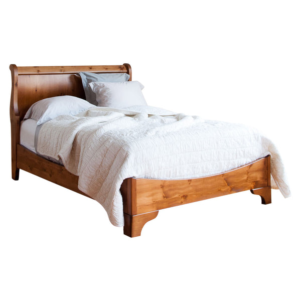 Avigail sleigh bed in williams 