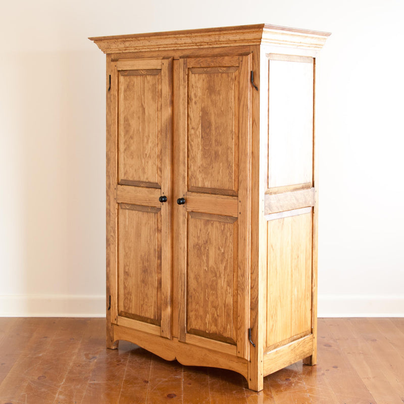 Chelsea Armoire in Finhaven