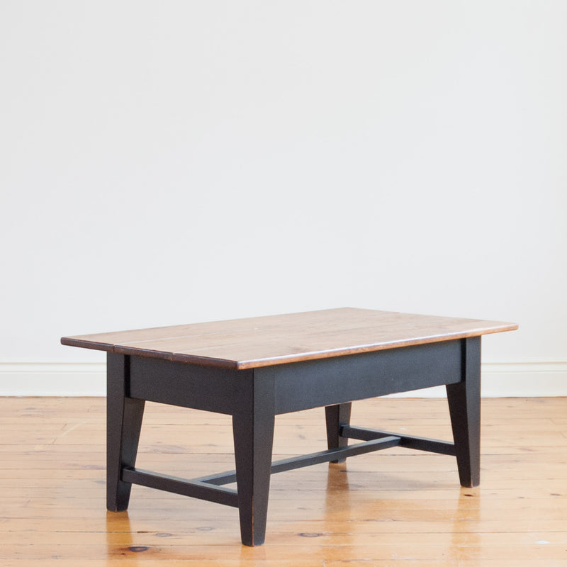 Lowell Coffee Table in Black/Williams