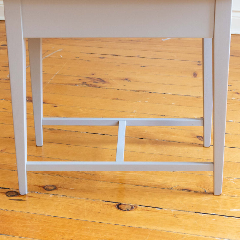 Lowell Side Table in Grey/Williams