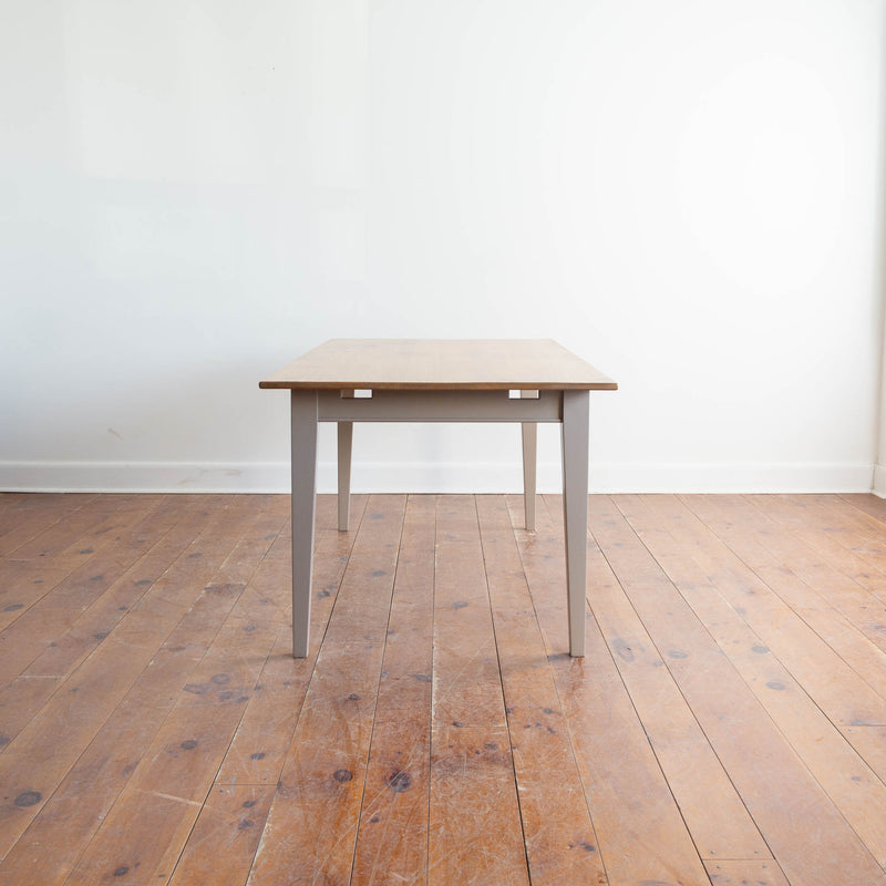 Wilno Table in Grey/Finhaven