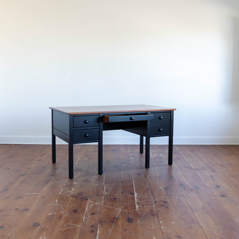 Alexander Desk in Black/Williams