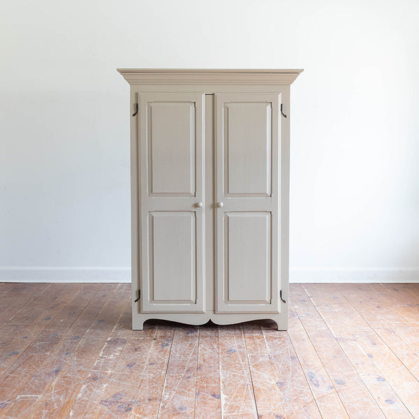 Armoire in Sand
