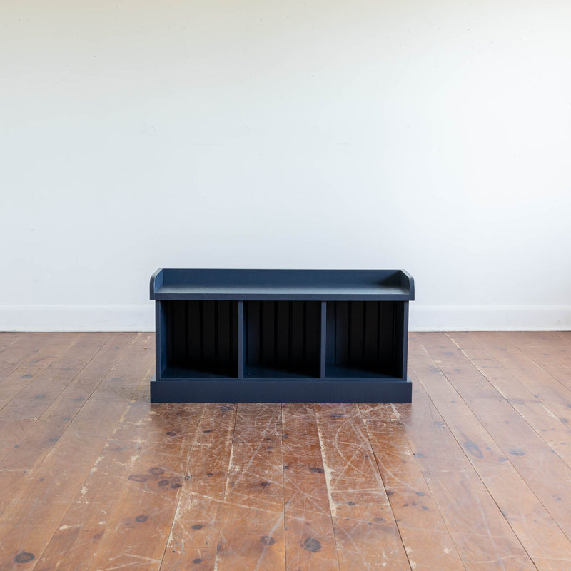 Cubby Bench in Hale Navy