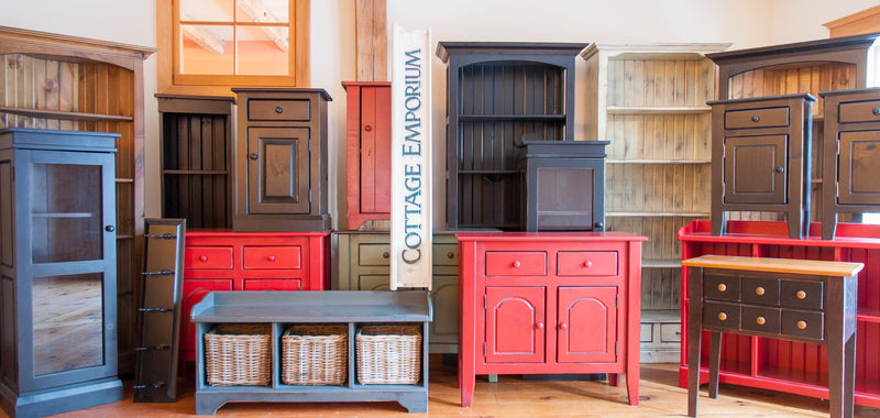 Cubby Bench in Hale Navy