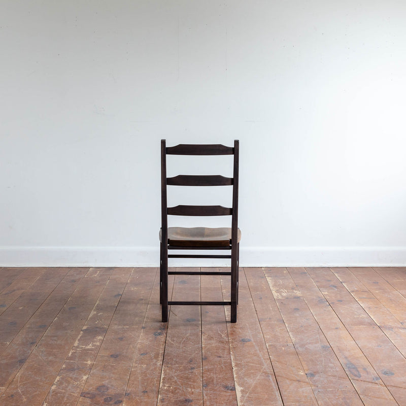 Highland Chair in Provincial/Midnight Grey