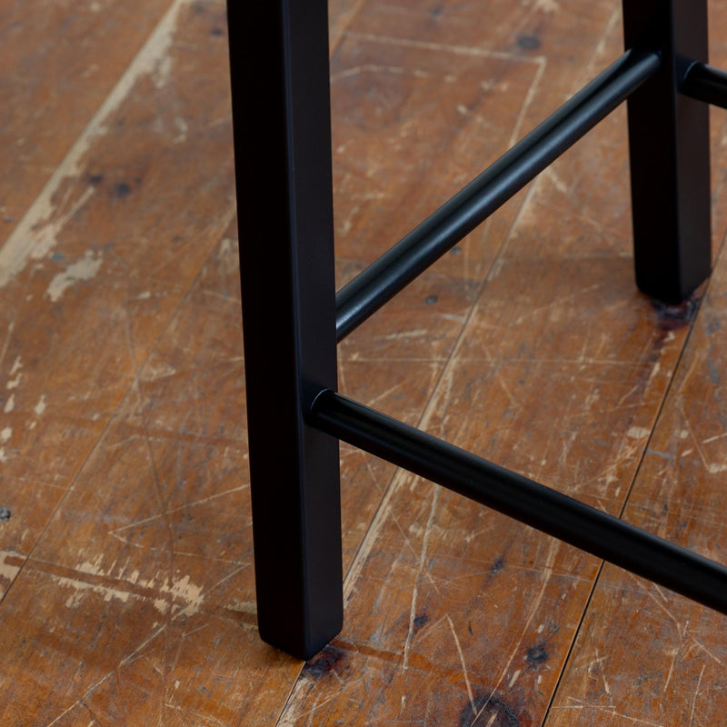 Hunt Stool in Black/Foal