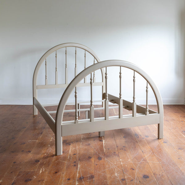 Queen Hoop Bed in Sand