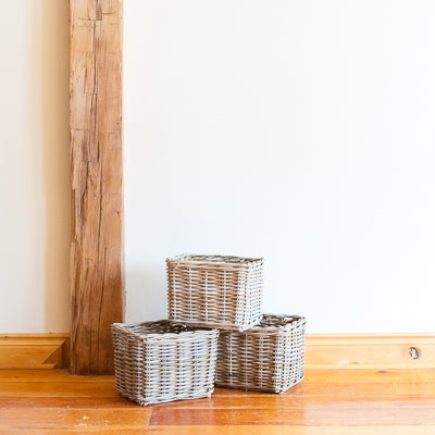 Cubby Console in Black