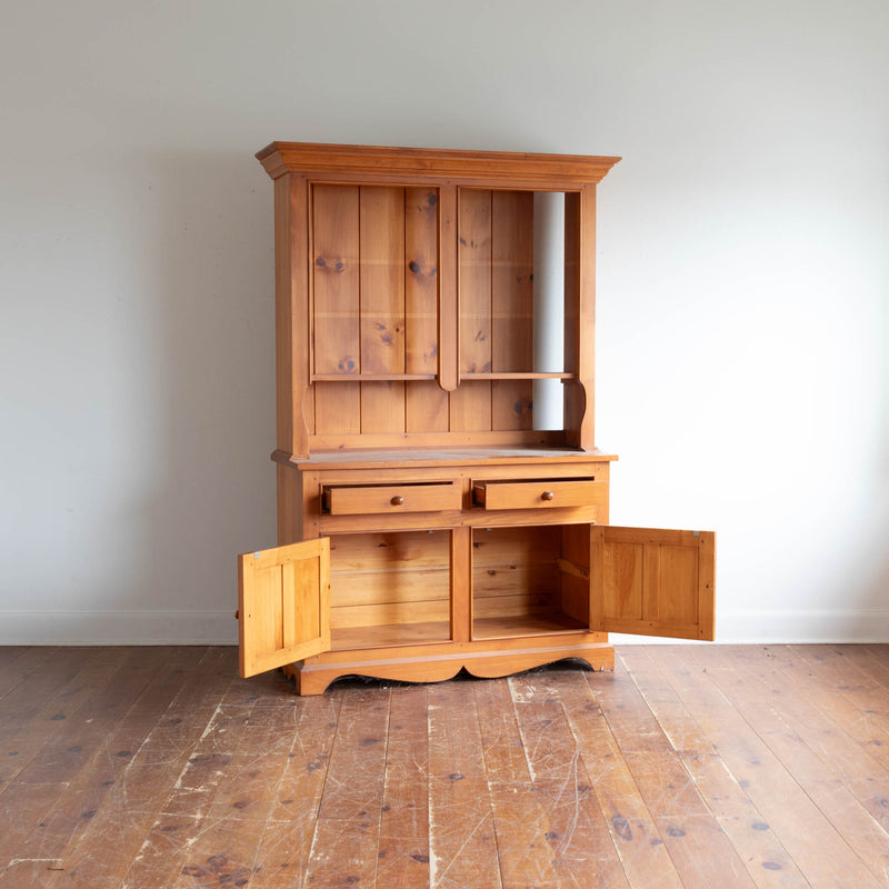 Buffet & Hutch Blue Duck/Severn Blue