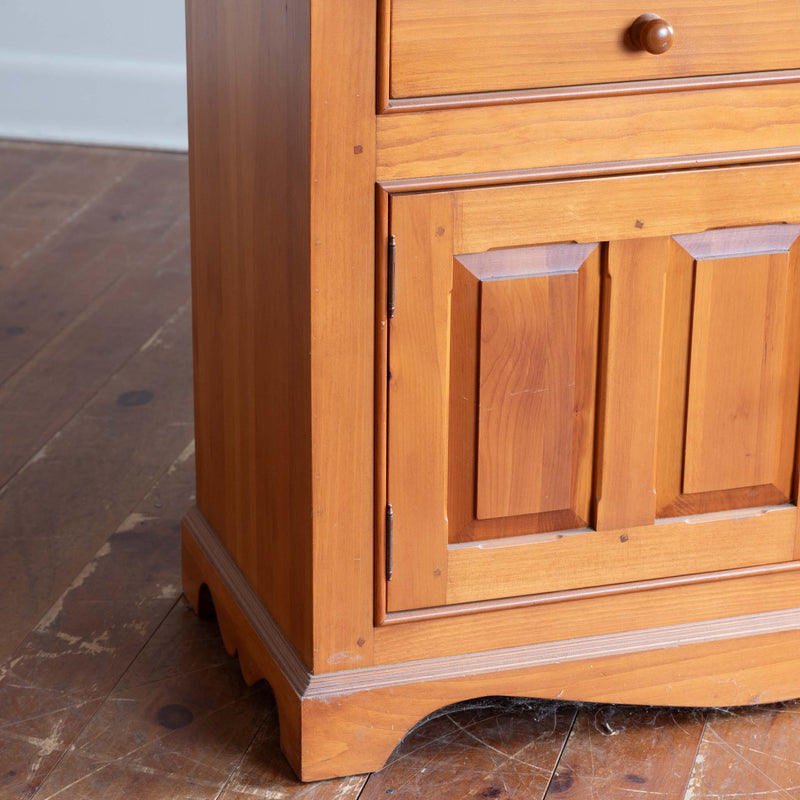 Buffet & Hutch Blue Duck/Severn Blue