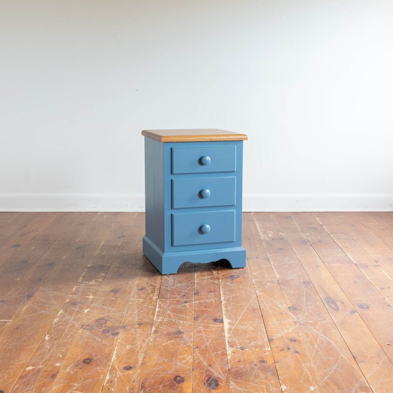 Cassidy Nightstand in Old Blue Jeans/Finhaven