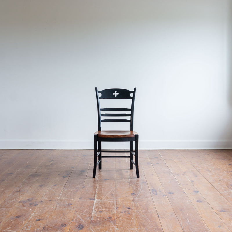 Sorel Chair With a Cutout in Black/Williams