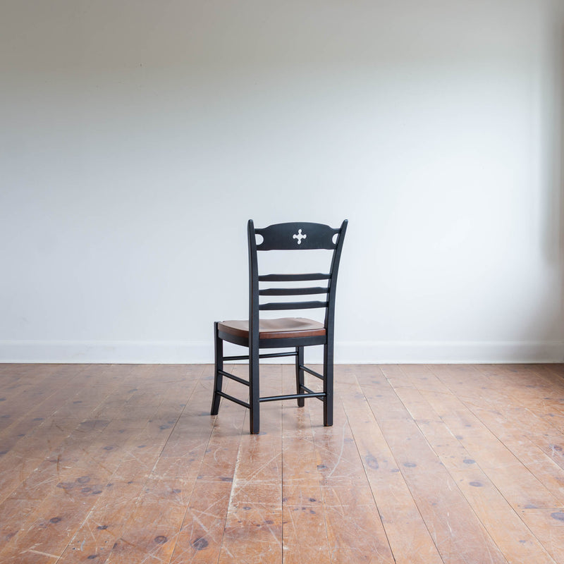 Sorel Chair With a Cutout in Black/Williams