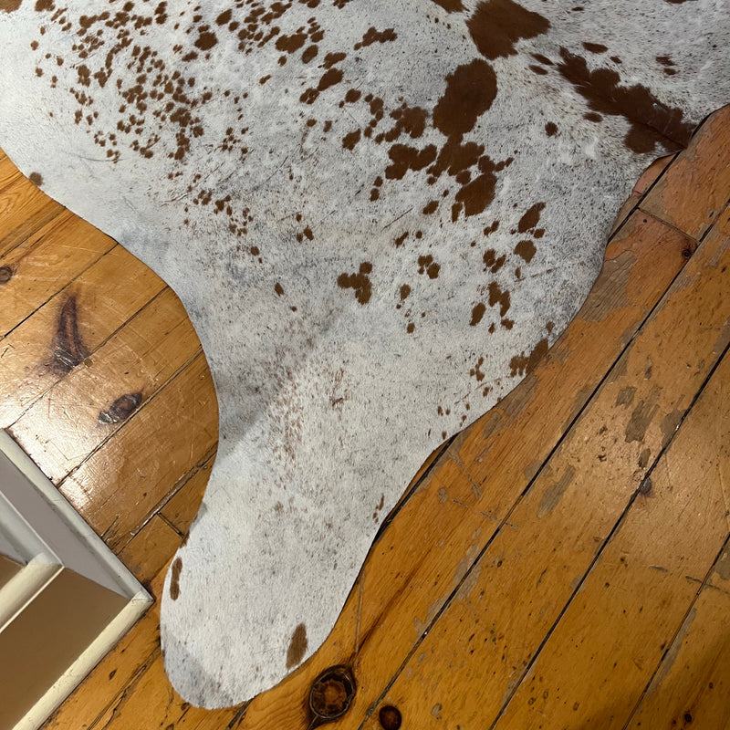 Cowhide in Tan Brown