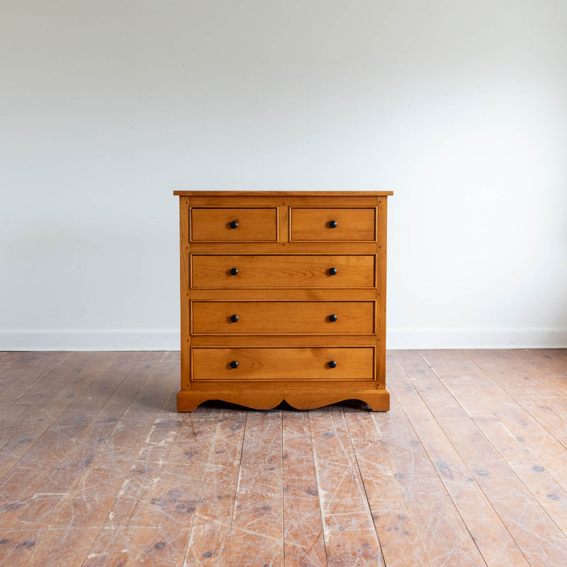 Dresser in Williams