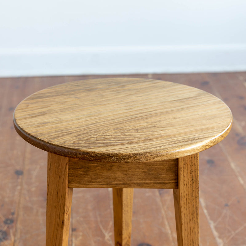 Louise Side Table in Honey