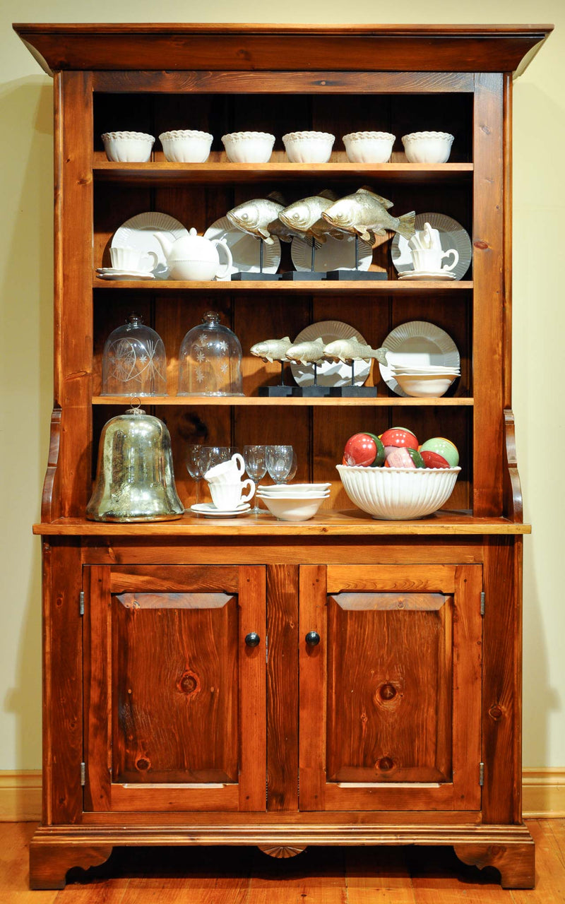 Alamos Cabinet in Rustic Cherry