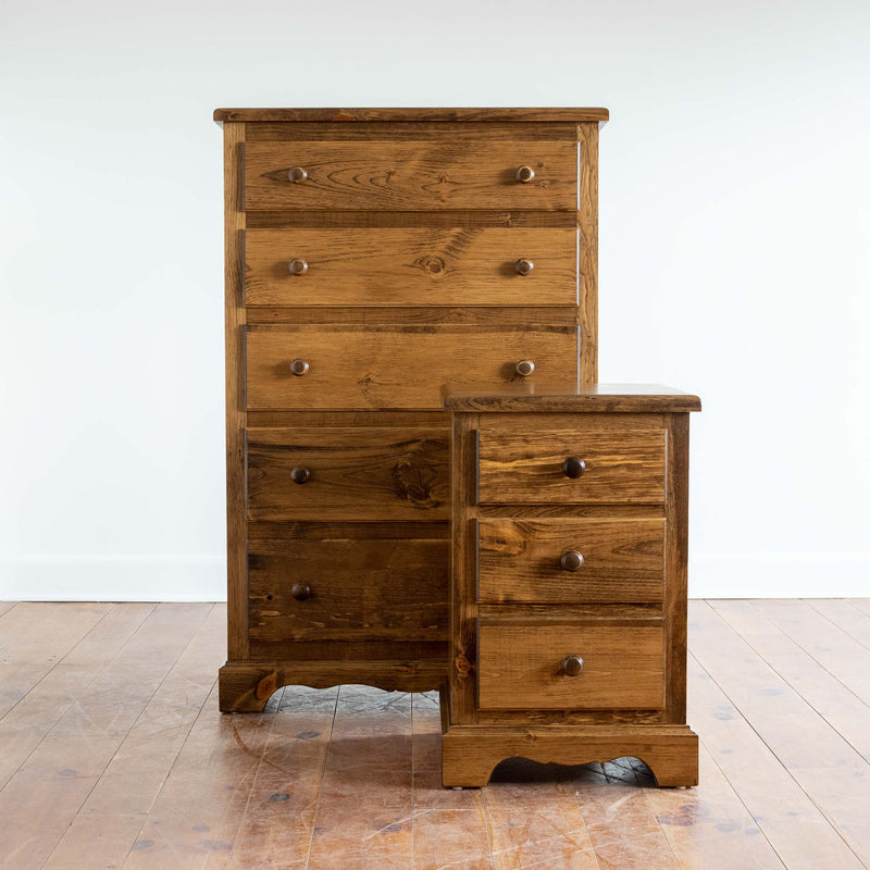 Cassidy Nightstand in Provincial