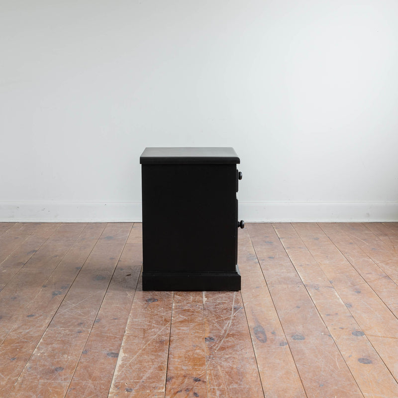 Waterloo Nightstand in Black