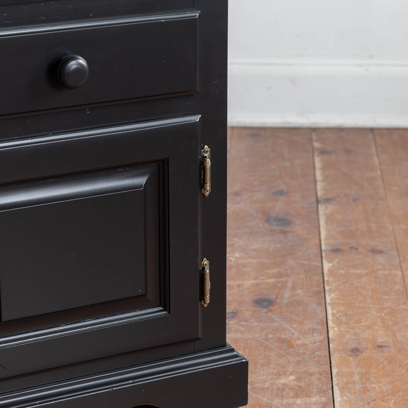 Waterloo Nightstand in Black