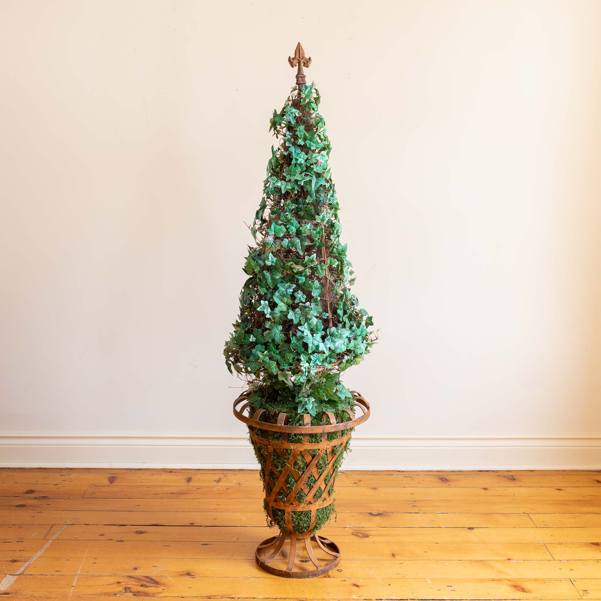 Pyramid Vine Topiary in Iron Base – The Emporium
