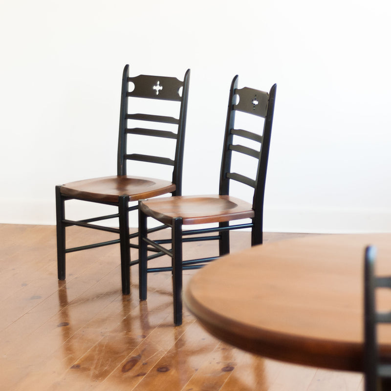 Picton Table & Wolf Chairs in Black/Williams