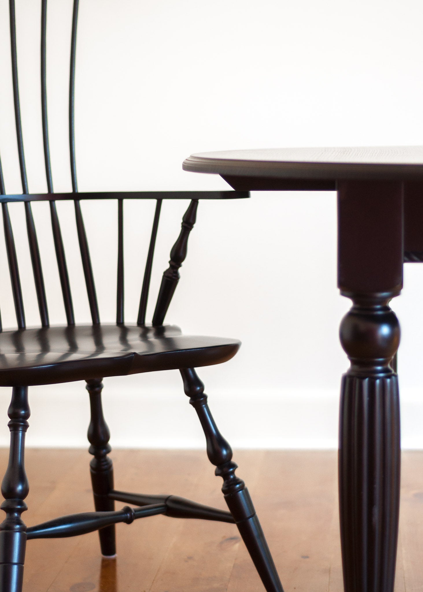 Rachel Table in Black – The Emporium