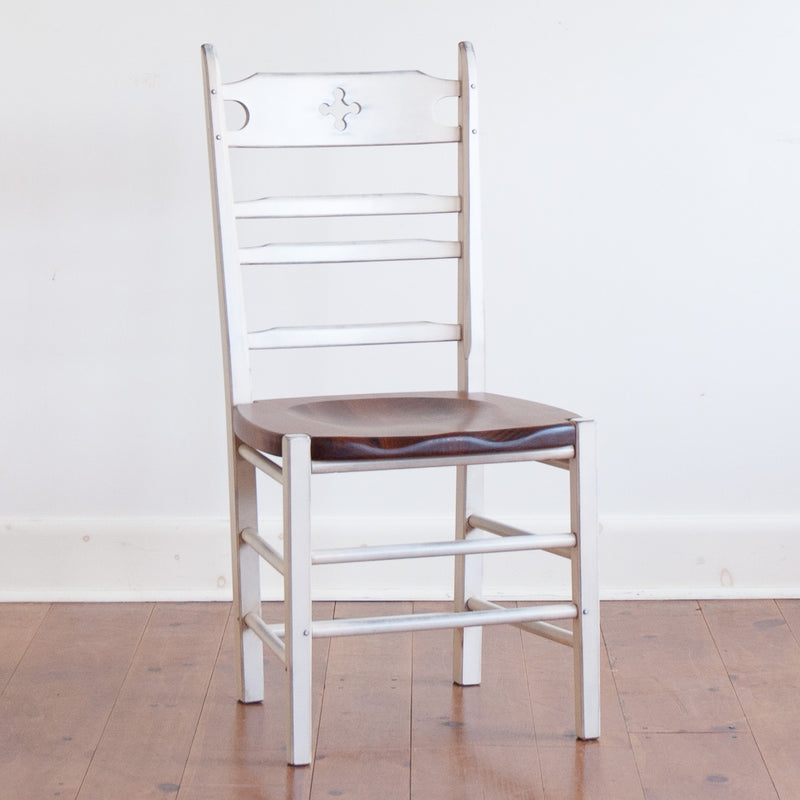Wolf Chair in White/Williams