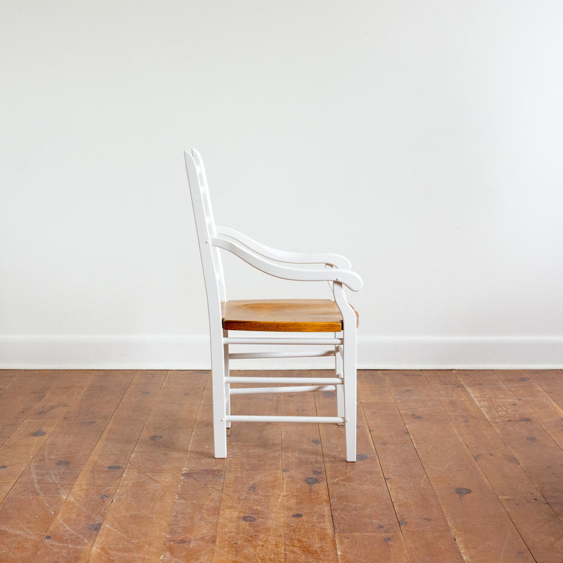 Wolf Arm Chair in Studio White/Finhaven