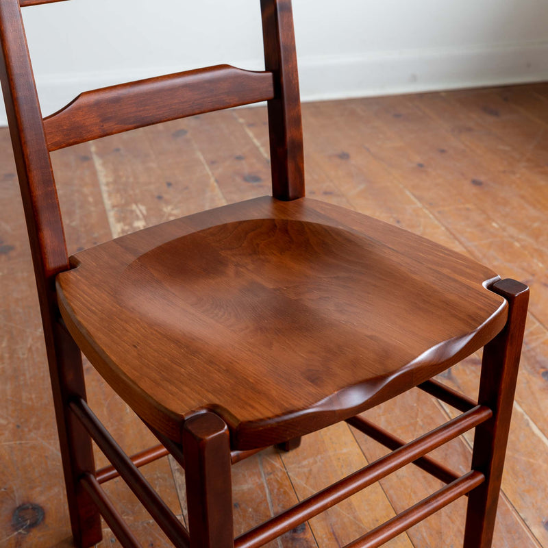 Highland Chair in Antique Cherry/Williams