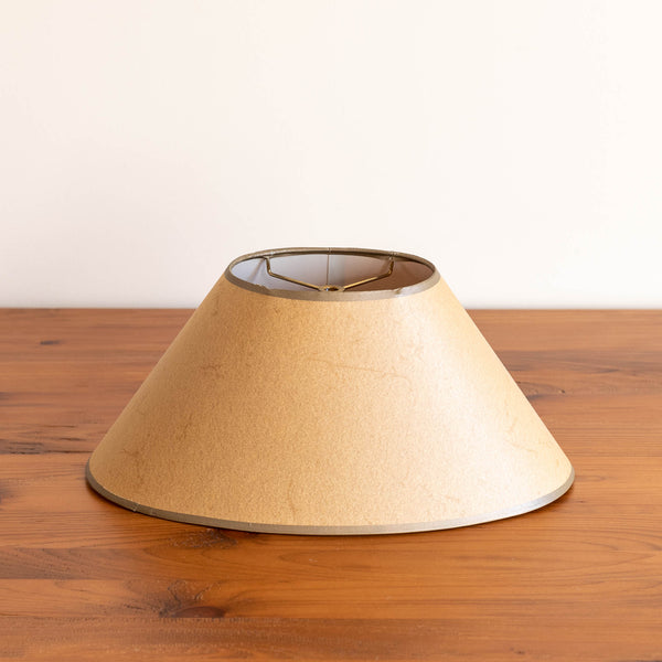 16" Oval Lamp Shade - Paper Trim